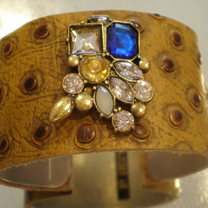 Ostrich Embossed Leather Cuff Bracelet w/ Vintage Brooch Pin FABULOUS OOAK
